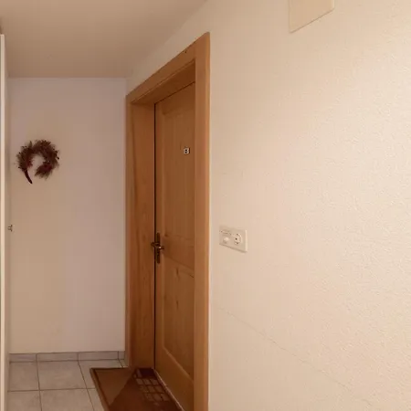 Apartment Quiet Corner With Charm In